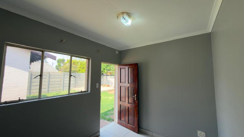To Let 4 Bedroom Property for Rent in Parkrand Gauteng