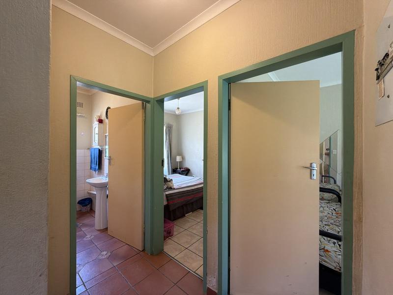 2 Bedroom Property for Sale in Birchleigh North Gauteng