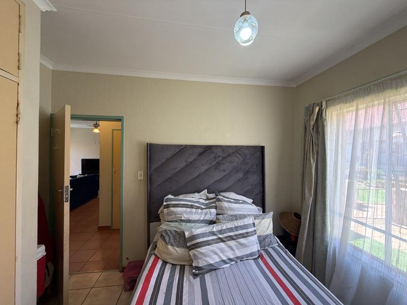 2 Bedroom Property for Sale in Birchleigh North Gauteng
