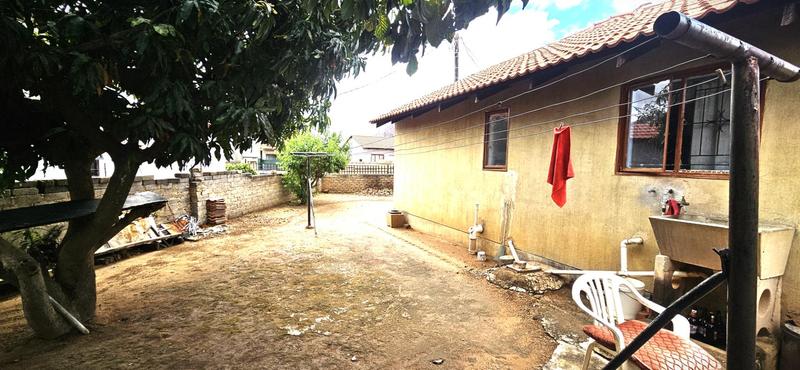2 Bedroom Property for Sale in Soshanguve GG Gauteng