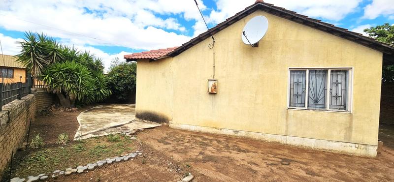 2 Bedroom Property for Sale in Soshanguve GG Gauteng