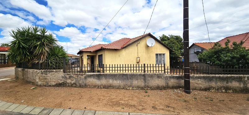 2 Bedroom Property for Sale in Soshanguve GG Gauteng