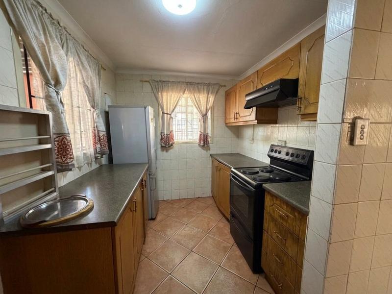 3 Bedroom Property for Sale in Lotus Gardens Gauteng
