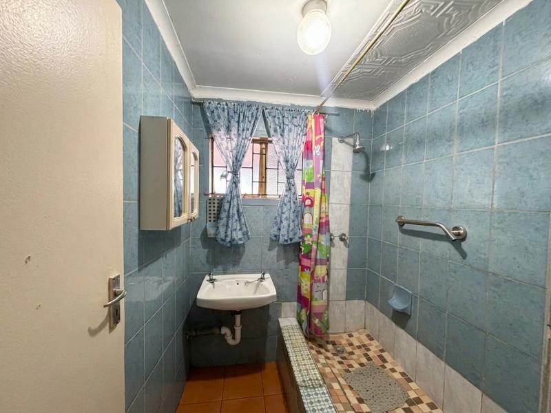 3 Bedroom Property for Sale in Lotus Gardens Gauteng