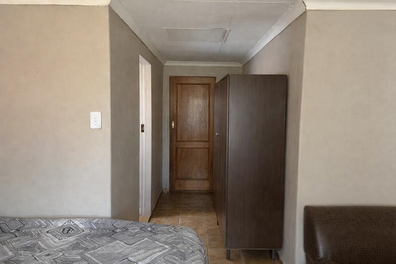 3 Bedroom Property for Sale in Lotus Gardens Gauteng