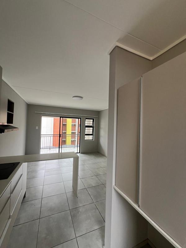 To Let 2 Bedroom Property for Rent in Amberfield Gauteng