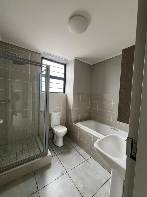 To Let 2 Bedroom Property for Rent in Amberfield Gauteng