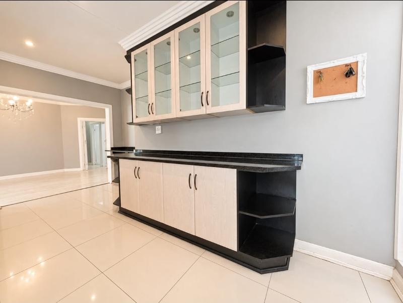 4 Bedroom Property for Sale in Brackendowns Gauteng