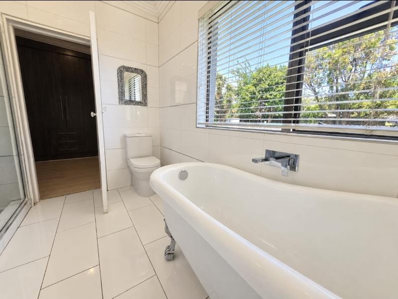 4 Bedroom Property for Sale in Brackendowns Gauteng