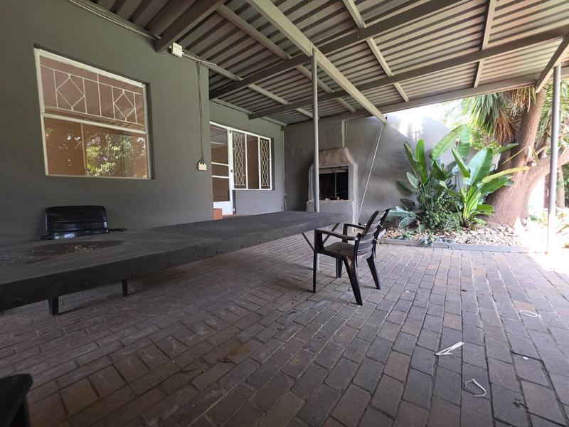 4 Bedroom Property for Sale in Brackendowns Gauteng