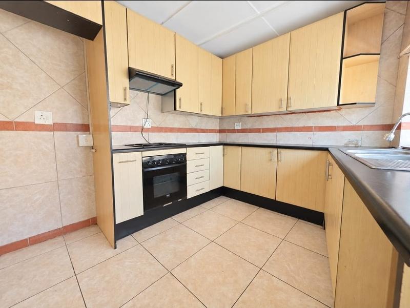 4 Bedroom Property for Sale in Brackendowns Gauteng