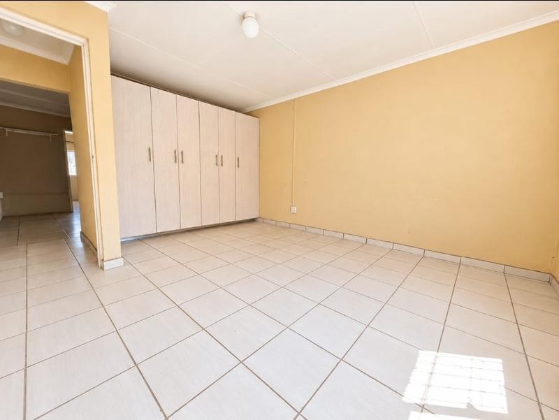 4 Bedroom Property for Sale in Brackendowns Gauteng