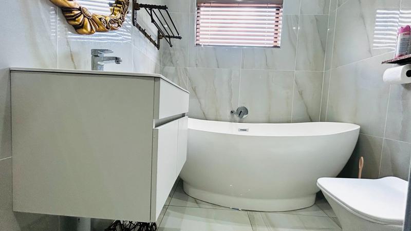 3 Bedroom Property for Sale in Amandasig Gauteng