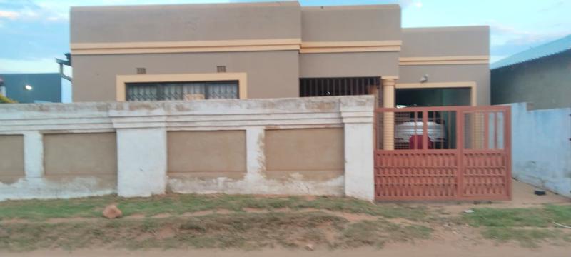 3 Bedroom Property for Sale in Rondebult Gauteng