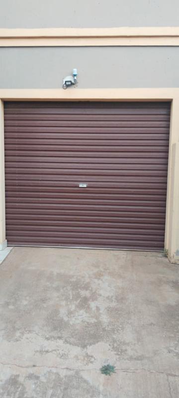3 Bedroom Property for Sale in Rondebult Gauteng
