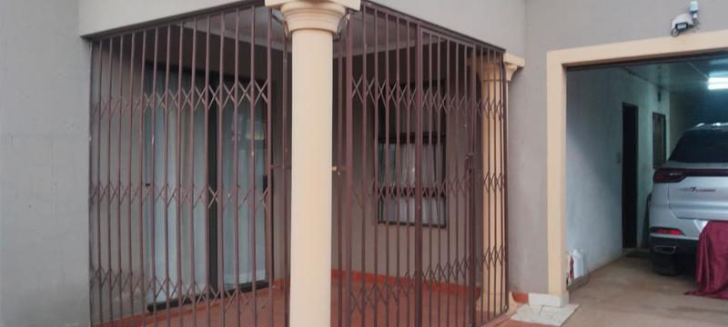 3 Bedroom Property for Sale in Rondebult Gauteng