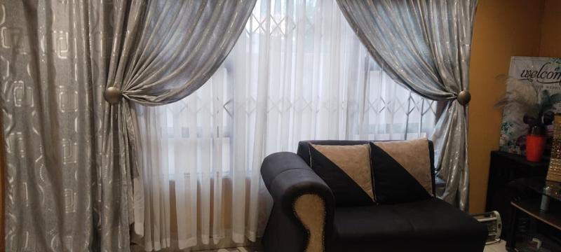 3 Bedroom Property for Sale in Rondebult Gauteng