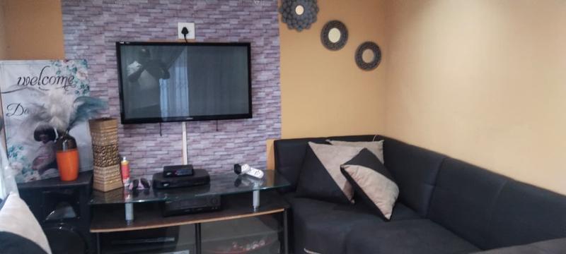 3 Bedroom Property for Sale in Rondebult Gauteng