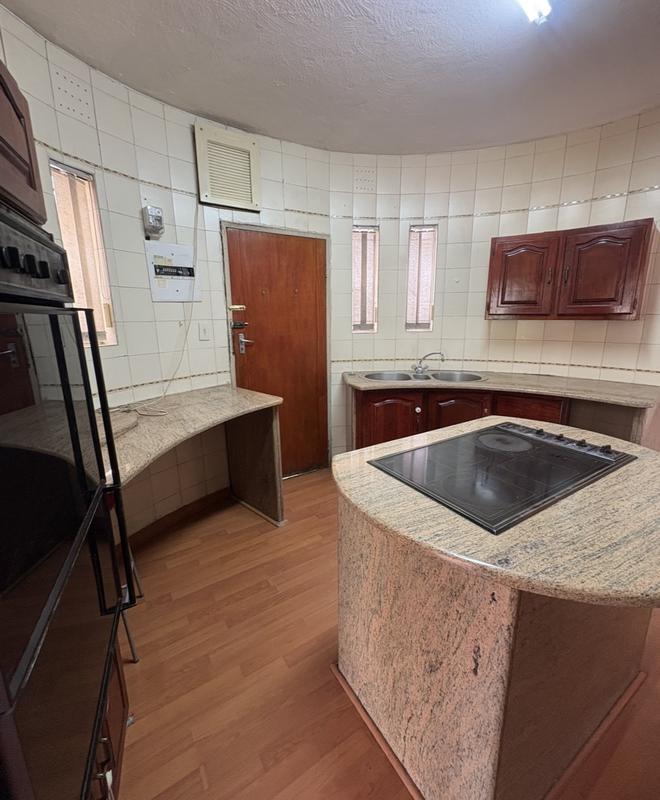 3 Bedroom Property for Sale in Corlett Gardens Gauteng