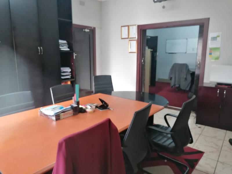 To Let 3 Bedroom Property for Rent in Bezuidenhout Valley Gauteng