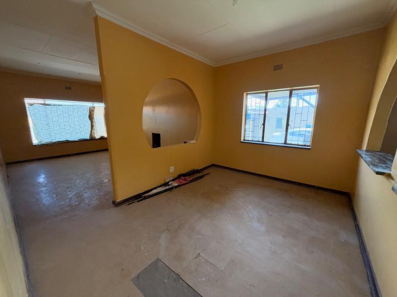 9 Bedroom Property for Sale in Vanderbijlpark Cw 6 Gauteng
