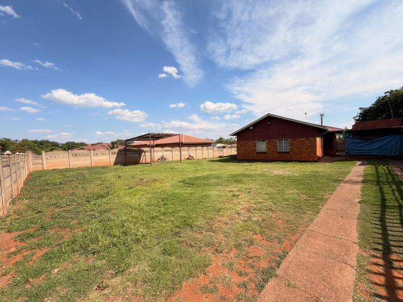 9 Bedroom Property for Sale in Vanderbijlpark Cw 6 Gauteng