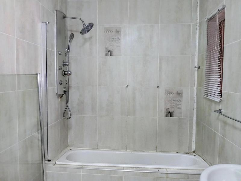 3 Bedroom Property for Sale in Vanderbijlpark Cw 6 Gauteng