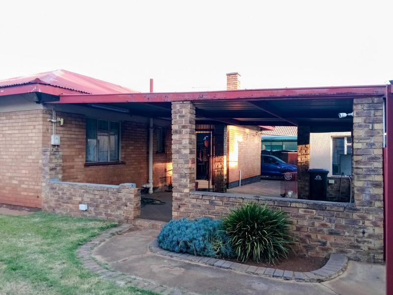 3 Bedroom Property for Sale in Vanderbijlpark Cw 6 Gauteng