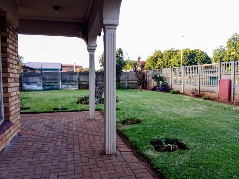 3 Bedroom Property for Sale in Vanderbijlpark Cw 6 Gauteng