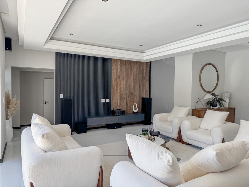To Let 5 Bedroom Property for Rent in Midstream Heights Gauteng