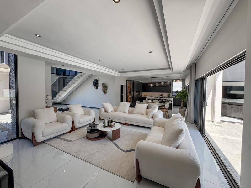 To Let 5 Bedroom Property for Rent in Midstream Heights Gauteng