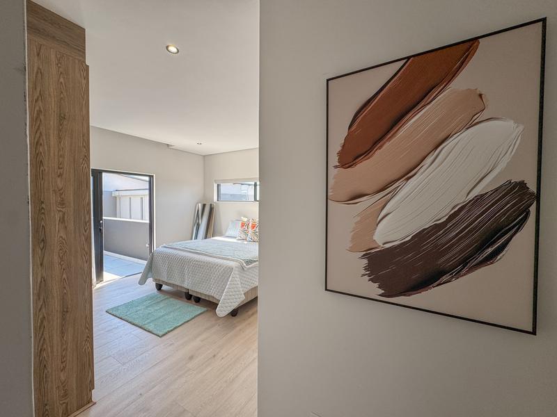 To Let 5 Bedroom Property for Rent in Midstream Heights Gauteng