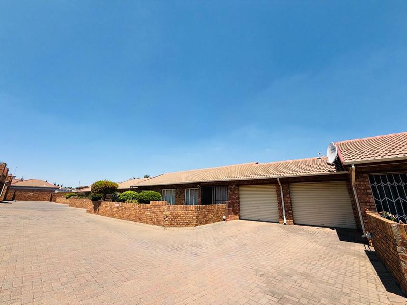 2 Bedroom Property for Sale in Bartlett Gauteng