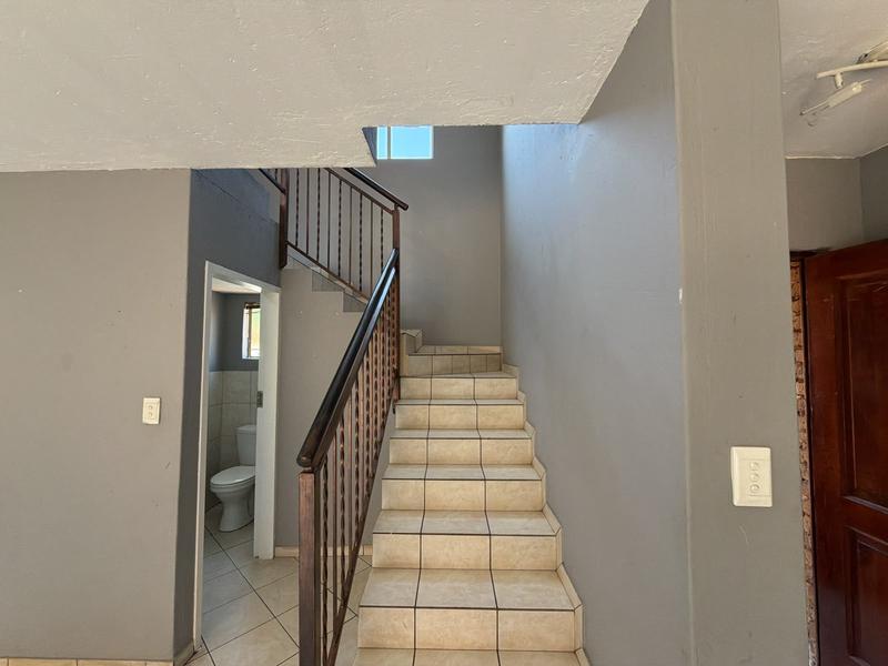 2 Bedroom Property for Sale in Groeneweide Gauteng