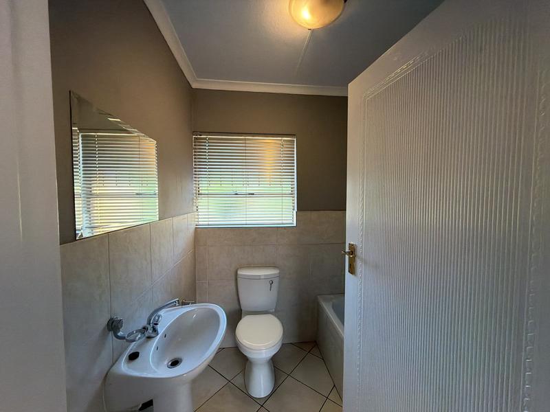 2 Bedroom Property for Sale in Groeneweide Gauteng