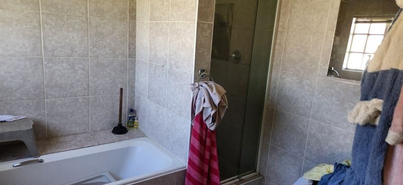 4 Bedroom Property for Sale in Rustivia Gauteng