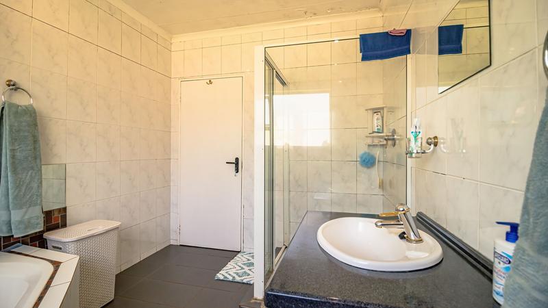 4 Bedroom Property for Sale in Benoni AH Gauteng