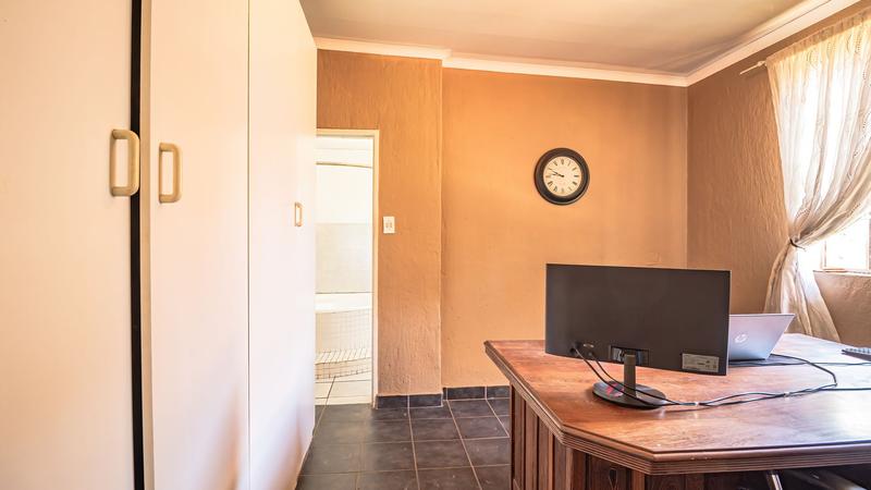 4 Bedroom Property for Sale in Benoni AH Gauteng