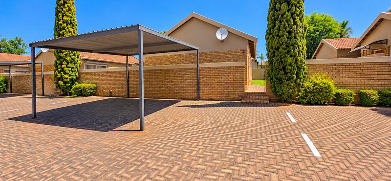 3 Bedroom Property for Sale in Heuwelsig Estate Gauteng