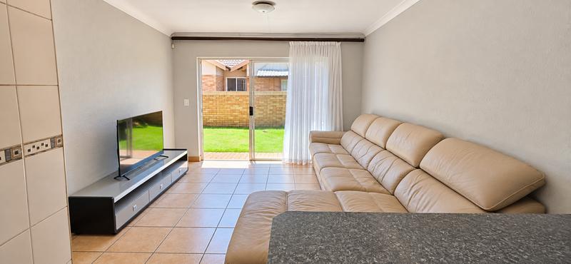 3 Bedroom Property for Sale in Heuwelsig Estate Gauteng