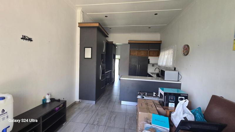 To Let 1 Bedroom Property for Rent in Elspark Gauteng