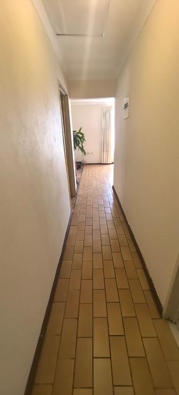 5 Bedroom Property for Sale in Wilro Park Gauteng