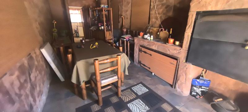 5 Bedroom Property for Sale in Wilro Park Gauteng