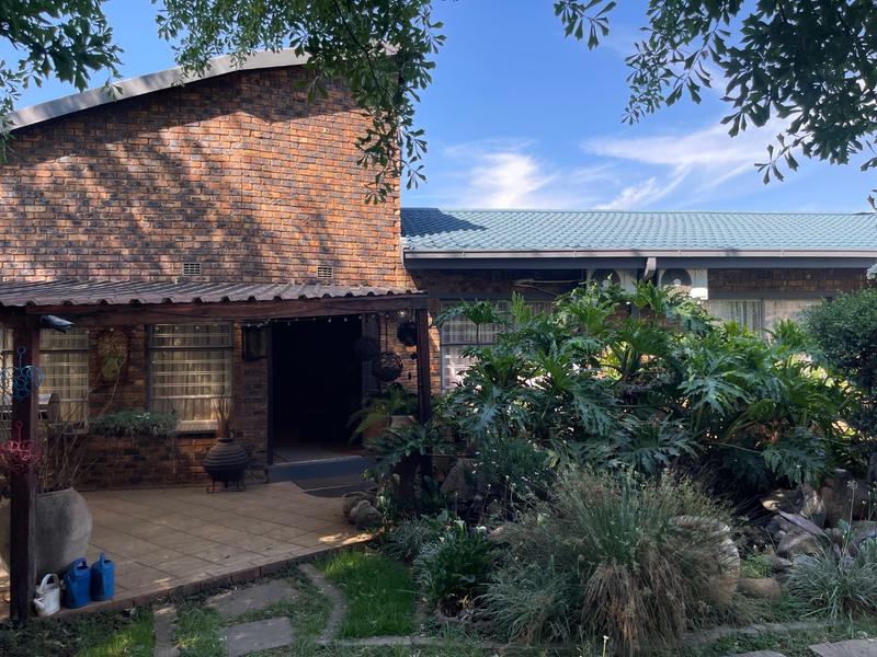 4 Bedroom Property for Sale in Vanderbijlpark SE 4 Gauteng