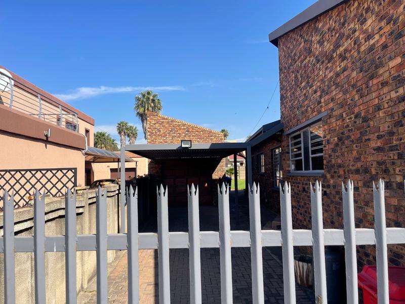 4 Bedroom Property for Sale in Vanderbijlpark SE 4 Gauteng