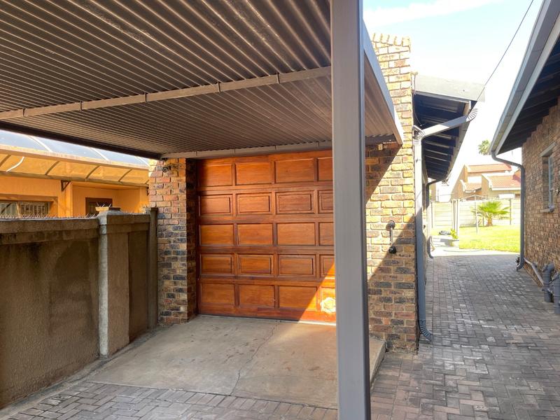 4 Bedroom Property for Sale in Vanderbijlpark SE 4 Gauteng