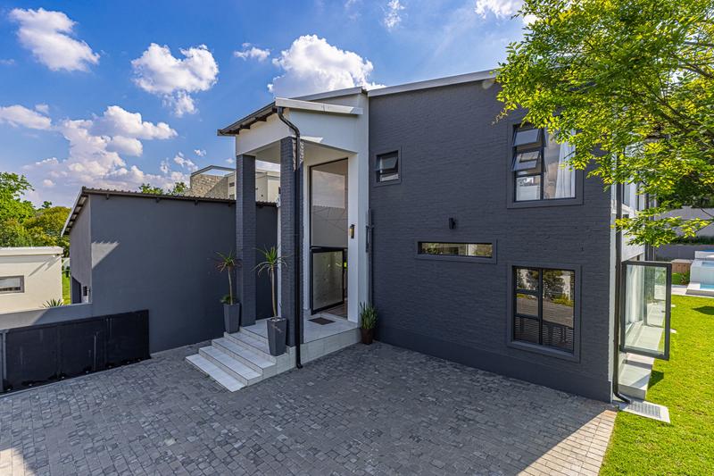 4 Bedroom Property for Sale in Bryanston Gauteng