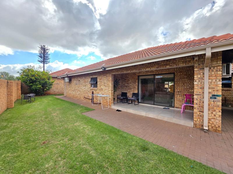 To Let 3 Bedroom Property for Rent in Golf Park Gauteng