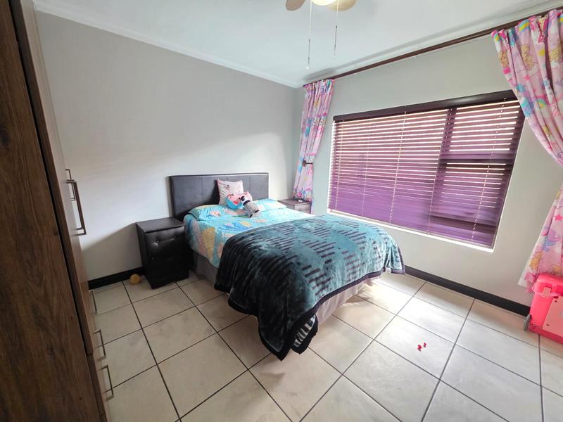 To Let 3 Bedroom Property for Rent in Golf Park Gauteng