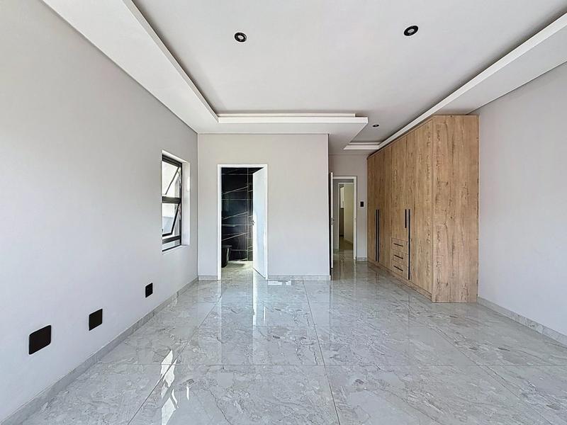 6 Bedroom Property for Sale in Six Fountains Residential Estate Gauteng